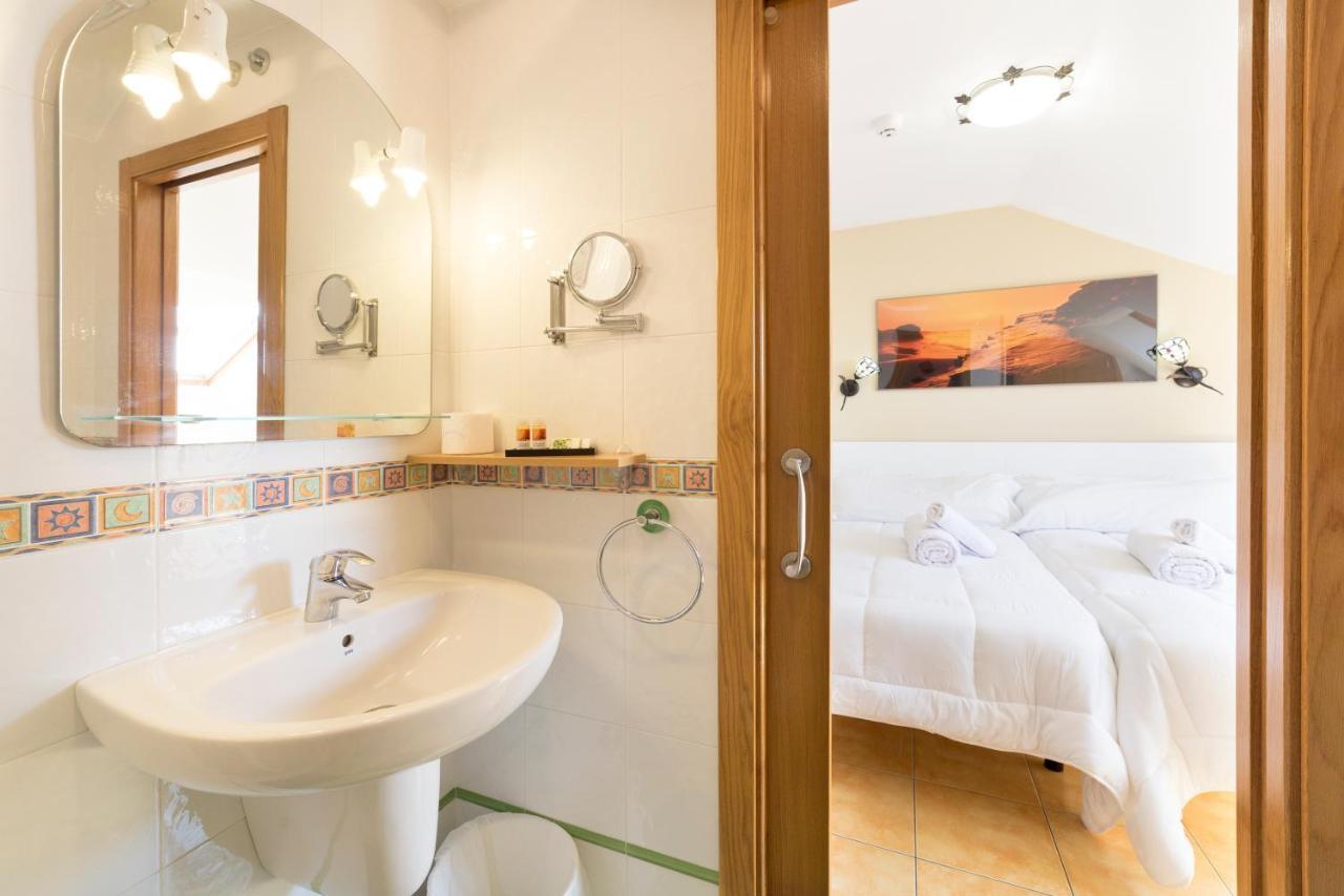 Stellae Luscofusco Hotel Santiago de Compostela Luaran gambar